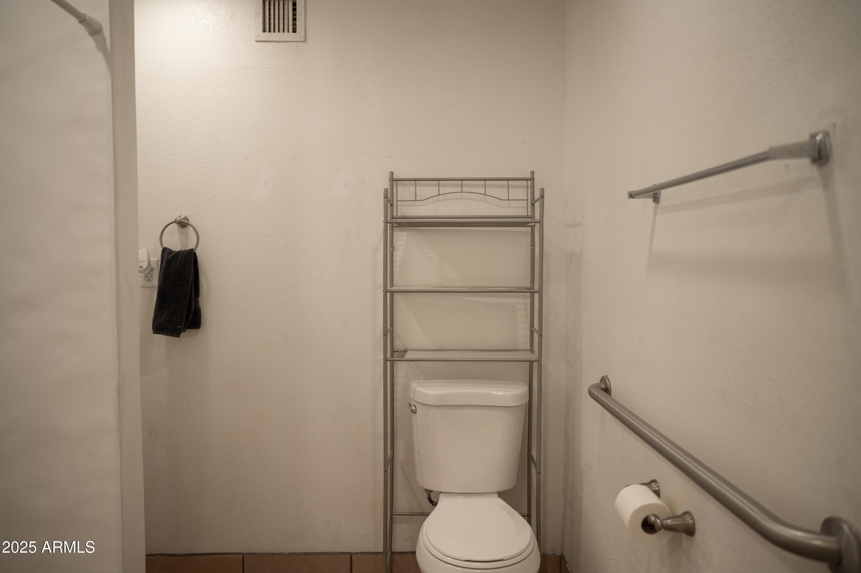 721 North 25th Street Mesa, AZ 85213 - Photo 21 of 43 DSC_1500