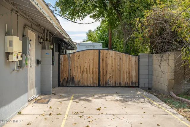 $850,000 | 721 North 25th Street, Mesa, AZ 85213