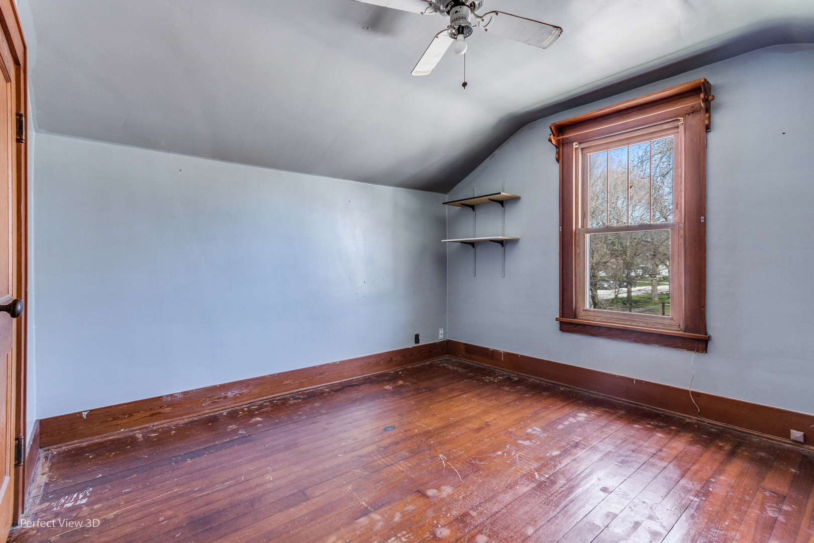 301 South Lincoln Street Ransom, IL 60470 - Photo 16 of 27 an empty room with a window