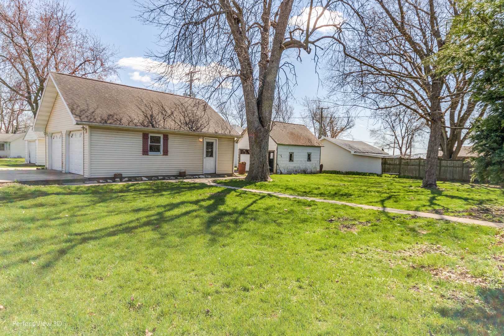 301 South Lincoln Street Ransom, IL 60470 - Photo 27 of 27 a view of a house with a yard