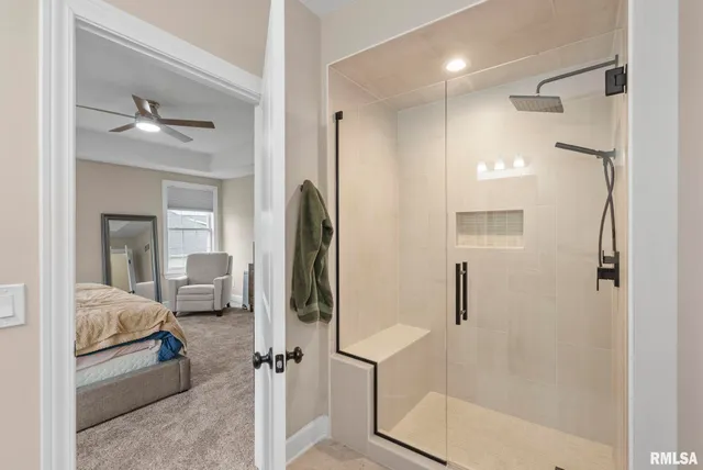 $539,900 | 27 Blackstone Circle, Le Claire, IA 52753