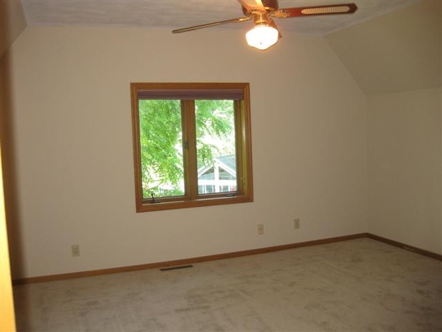 626 Highview Road East Peoria, IL 61611 - Photo 8 of 15 Gallery Image 8