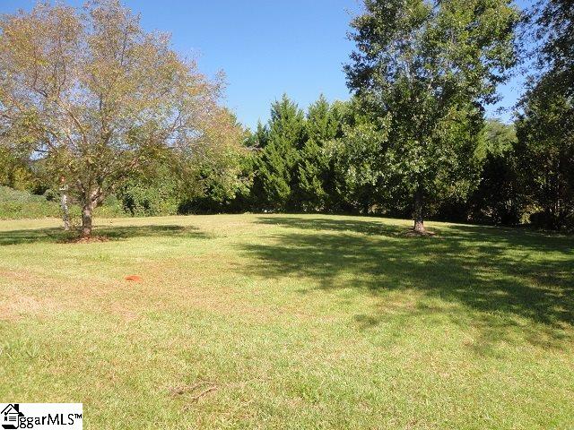 924 Johnson Road Easley, SC 29642 - Photo 4 of 26
