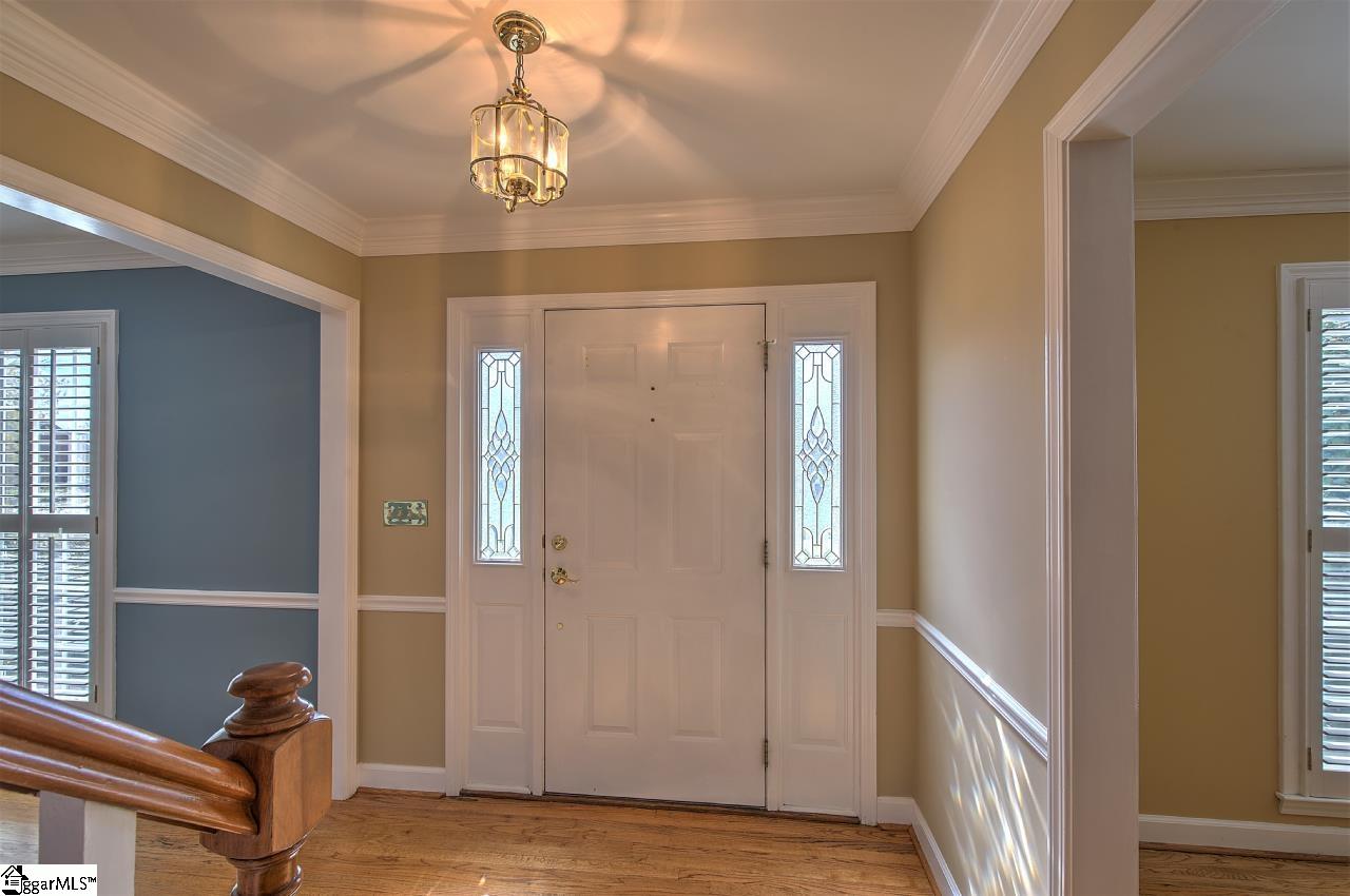 109 Stonecrest Road Greer, SC 29650 - Photo 3 of 36 Gallery Image 3