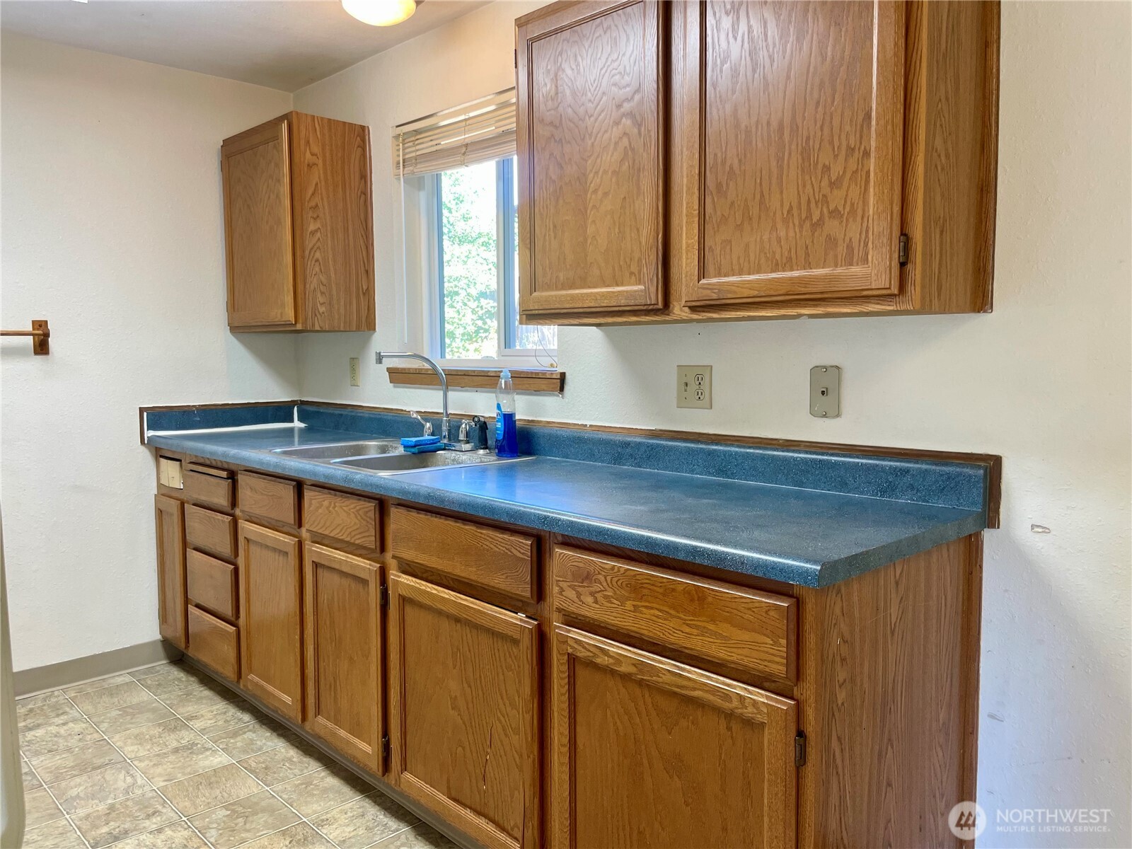 311 Cedar Court Winlock, WA 98596 - Photo 11 of 36