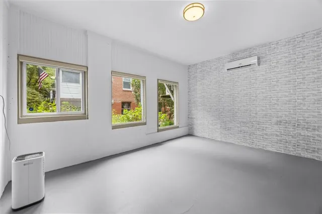 $6,950 | 1742 Helen Drive Northeast, Atlanta, GA 30306