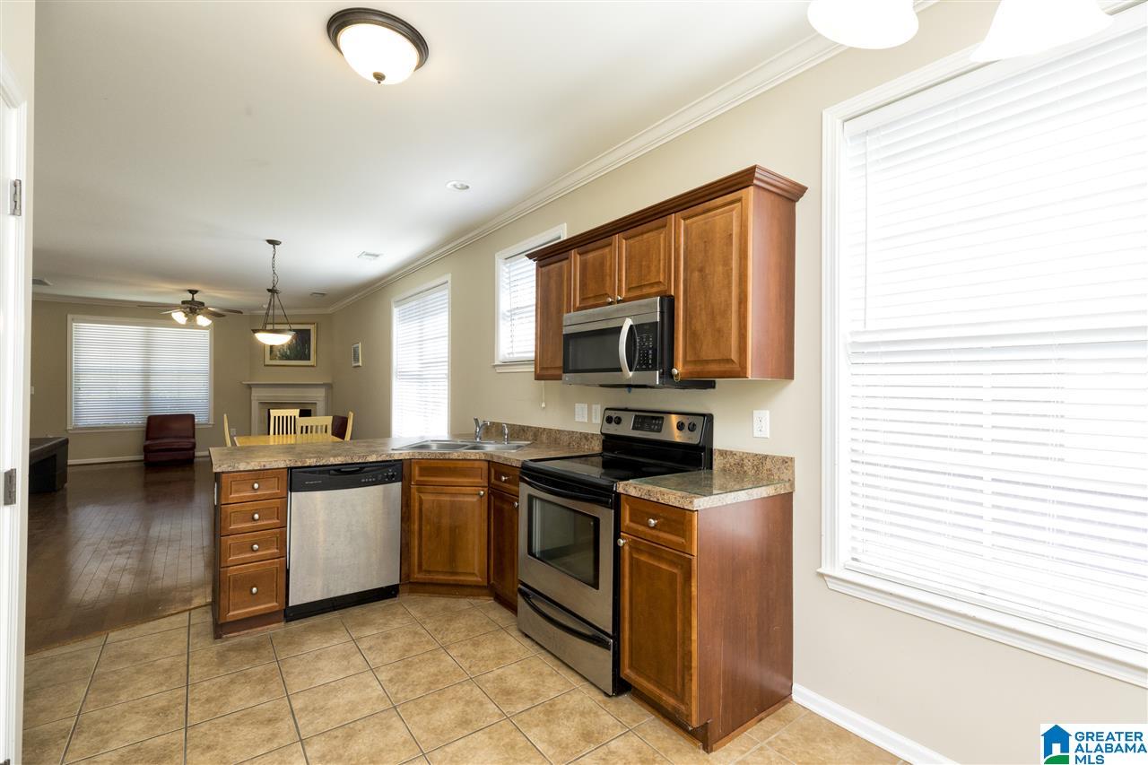 2295 Ridgemont Drive Birmingham, AL 35244 - Photo 13 of 37