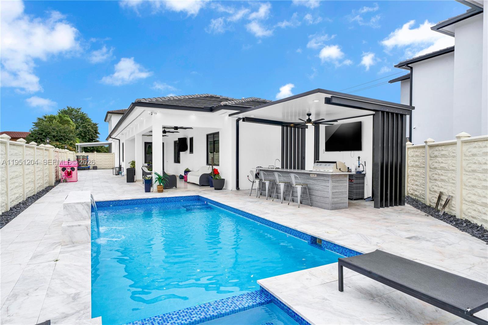 13341 Southwest 41st Street Miami, FL 33175 - Photo 38 of 52