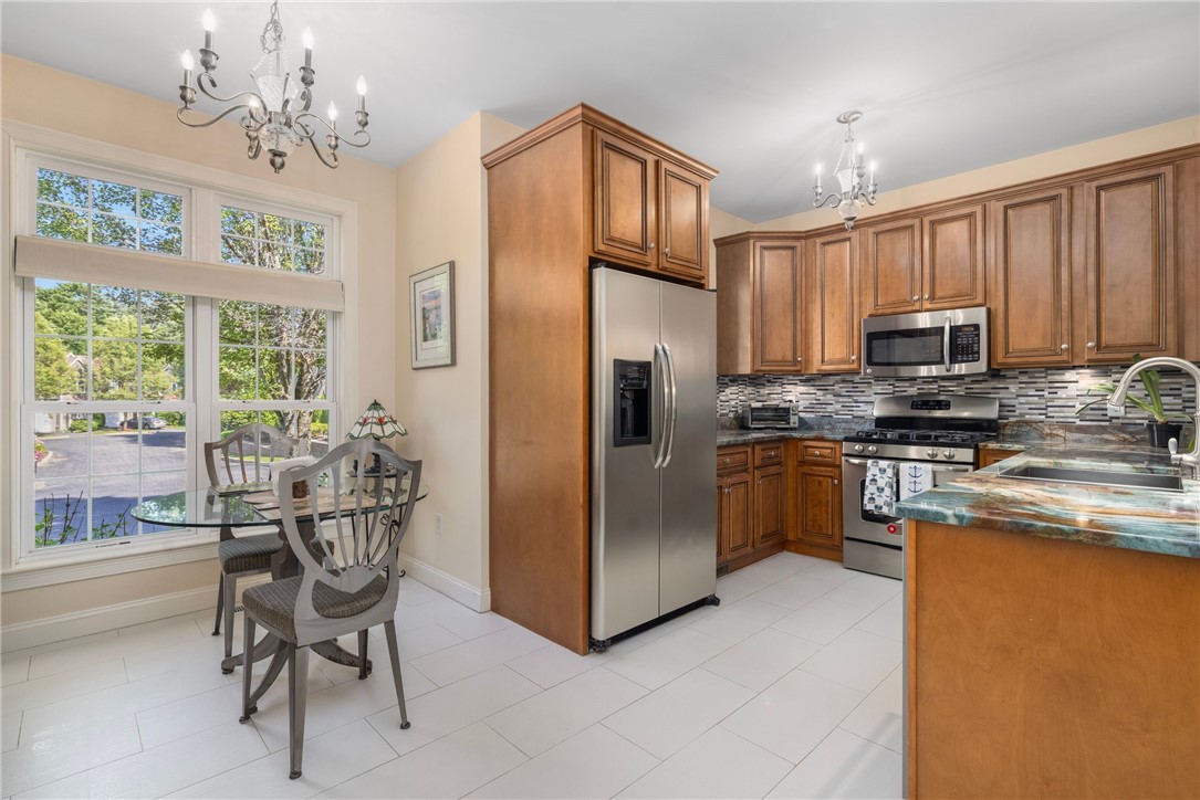 315 Old River Road, Unit 6 Lincoln, RI 02838 - Photo 7 of 47