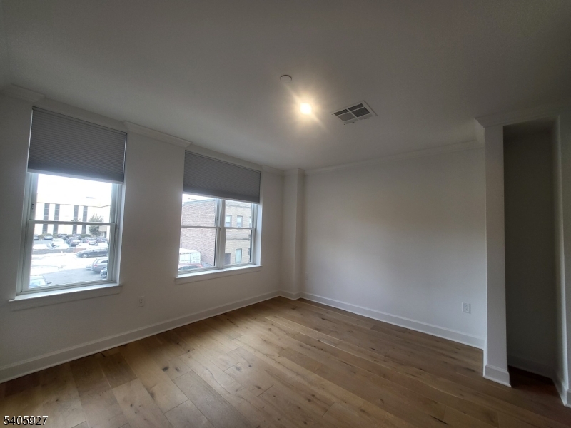 18 Ward Street Bloomfield, NJ 07003 - Photo 8 of 20
