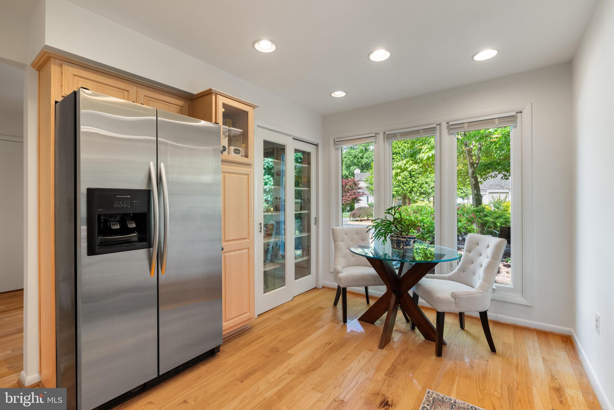 4752 Timber Ridge Drive Montclair, VA 22025 - Photo 16 of 72 Kitchen