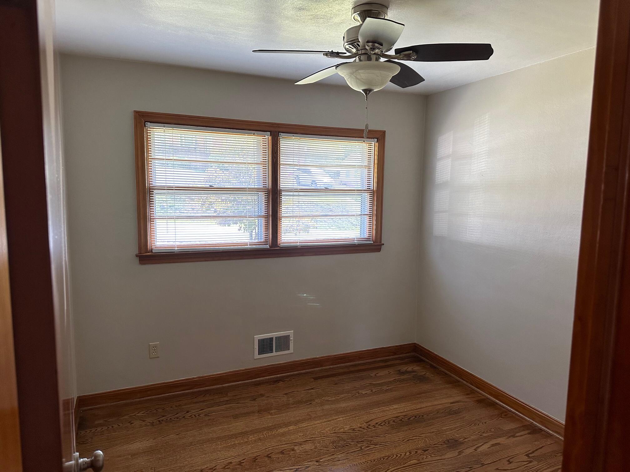 4403 Glenn Ridge Road Northwest Roanoke, VA 24017 - Photo 14 of 25 Bedroom 1