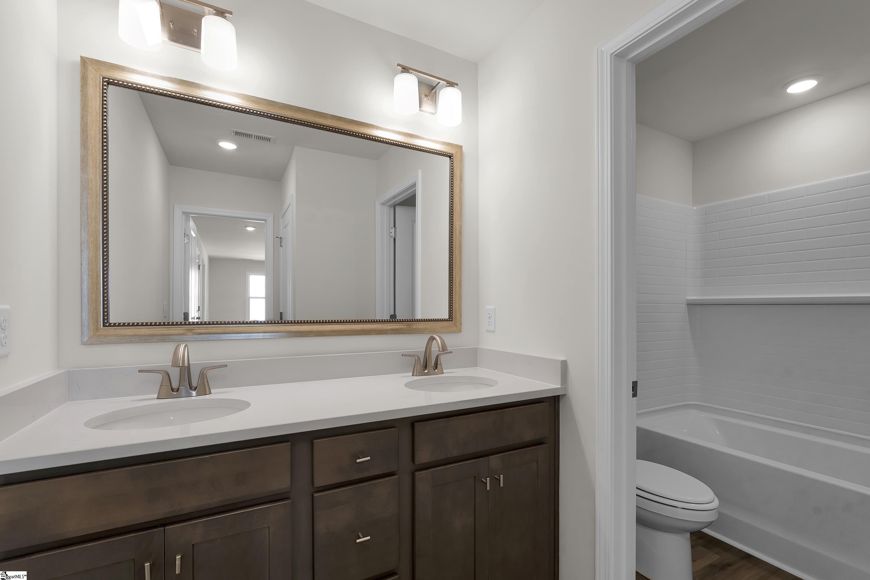 164 Hunter Ridge Drive Boiling Springs, SC 29316 - Photo 26 of 33 Gallery Image 26