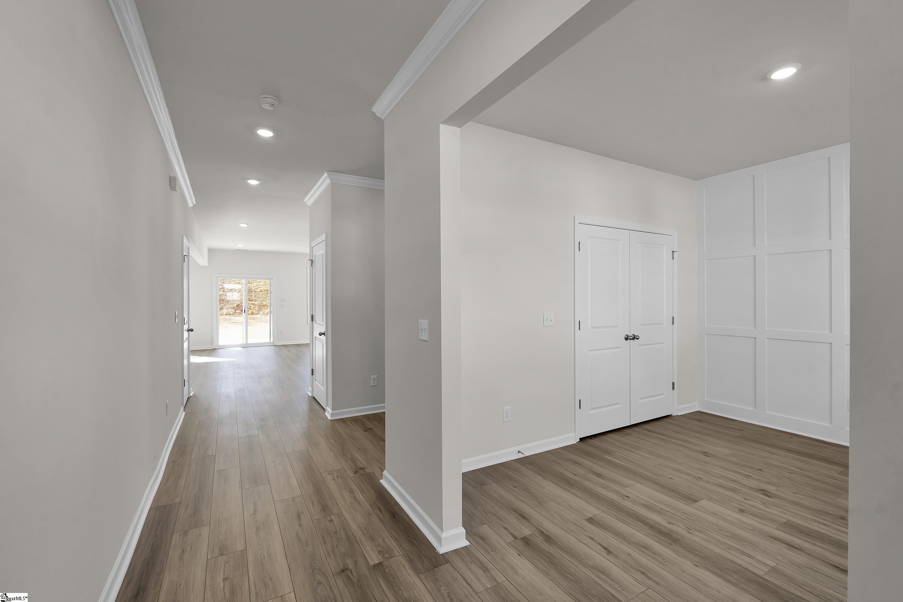 164 Hunter Ridge Drive Boiling Springs, SC 29316 - Photo 3 of 33 Gallery Image 3