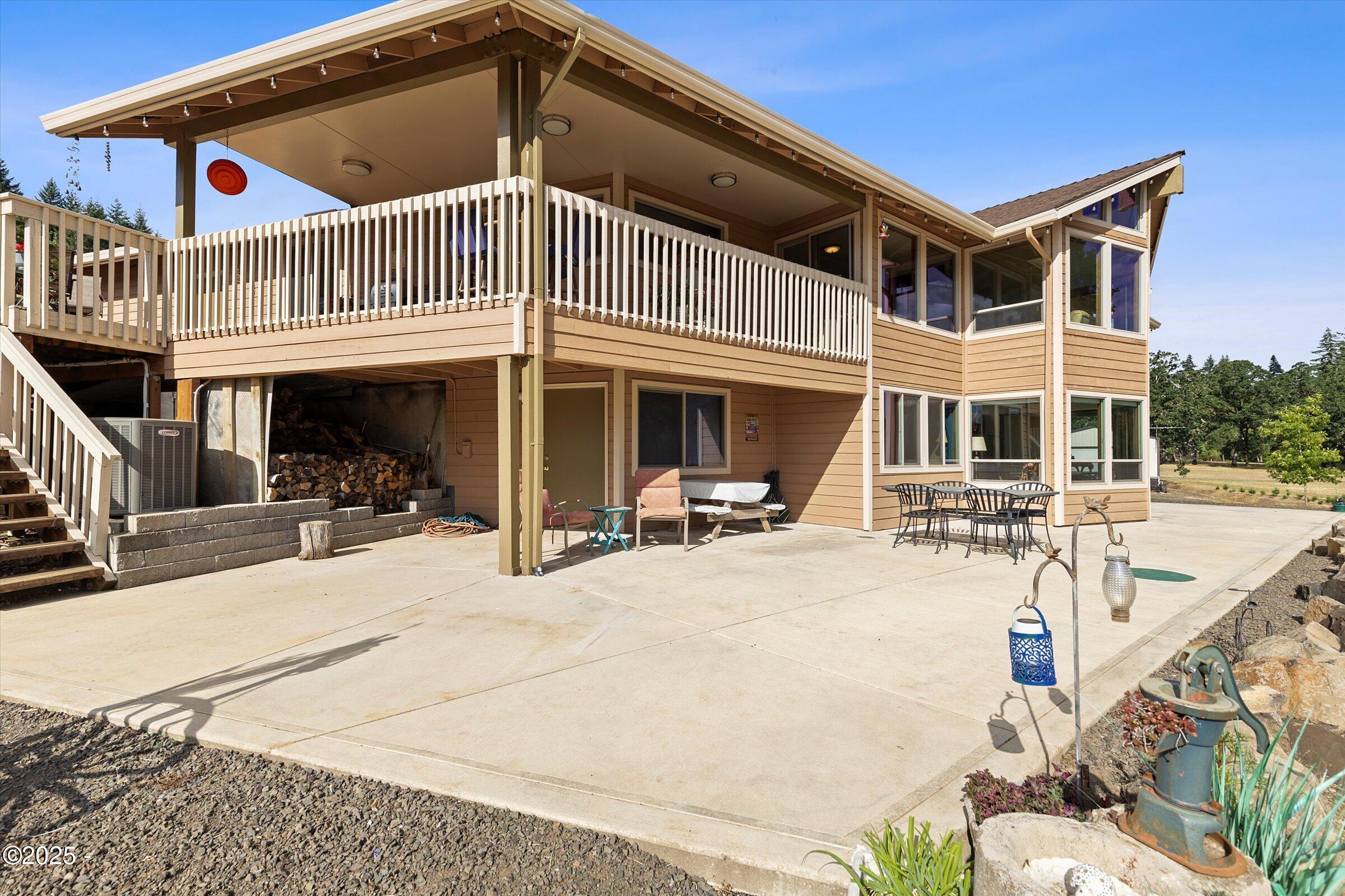 21560 Gooseneck Road Sheridan, OR 97378 - Photo 2 of 63 a view of a house with sitting area