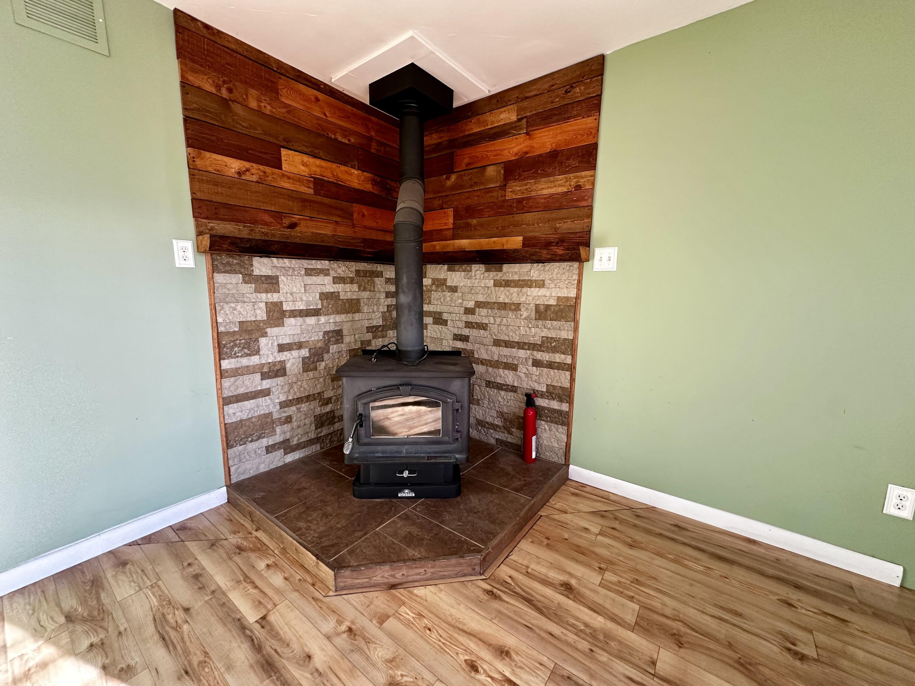 275 Reservoir Road Peru, NY 12972 - Photo 7 of 41 Gallery Image 7