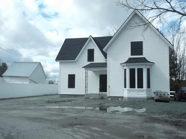 $1,000 | 104-3 Maple Park, Enosburg Falls, VT 05450