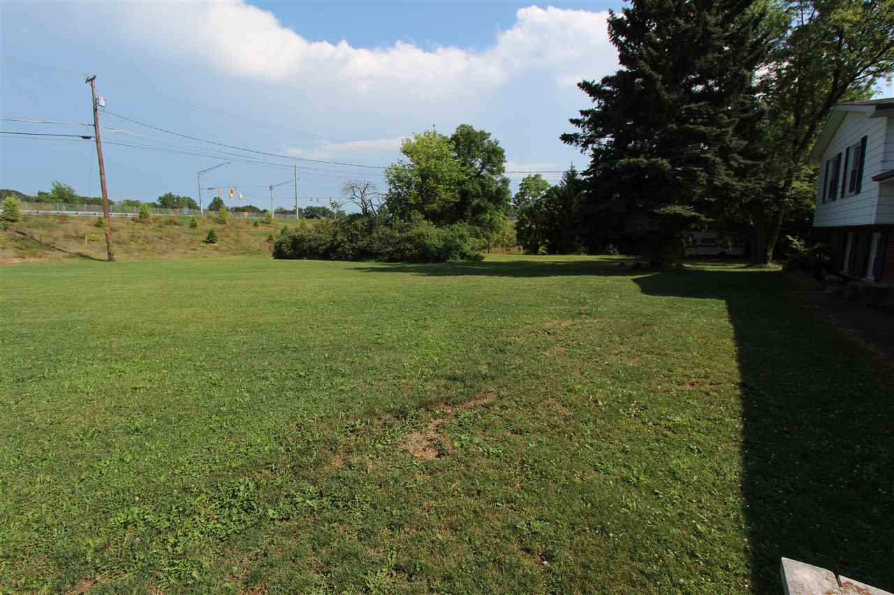 7529 Auburn Road Fort Wayne, IN 46825 - Photo 8 of 18 Gallery Image 8