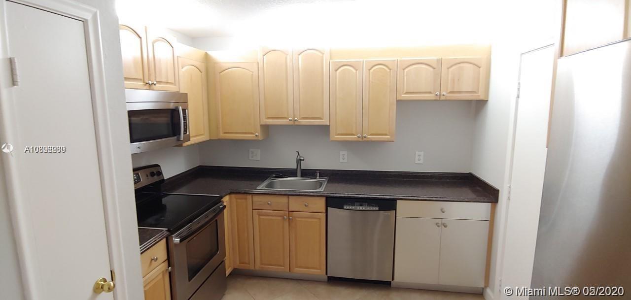 22615 Southwest 66th Avenue, Unit 406 Boca Raton, FL 33428 - Photo 4 of 17