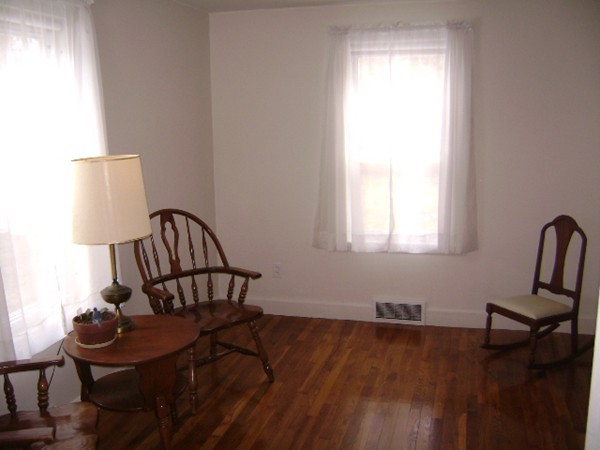 272 Goldthwaite Road Northbridge, MA 01588 - Photo 11 of 16