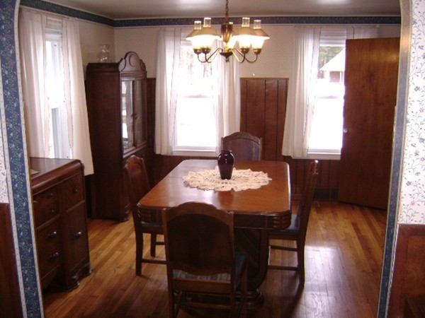 272 Goldthwaite Road Northbridge, MA 01588 - Photo 7 of 16