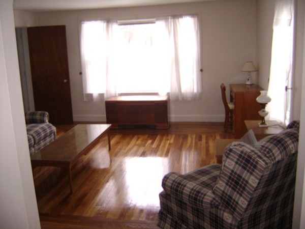 272 Goldthwaite Road Northbridge, MA 01588 - Photo 8 of 16