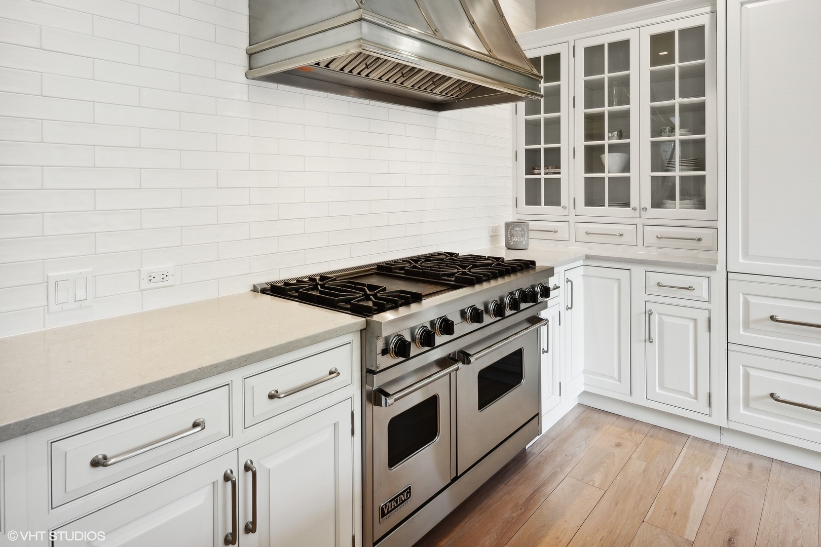 480 Wagner Road Northfield, IL 60093 - Photo 13 of 53 a kitchen with stainless steel appliances white cabinets and a stove