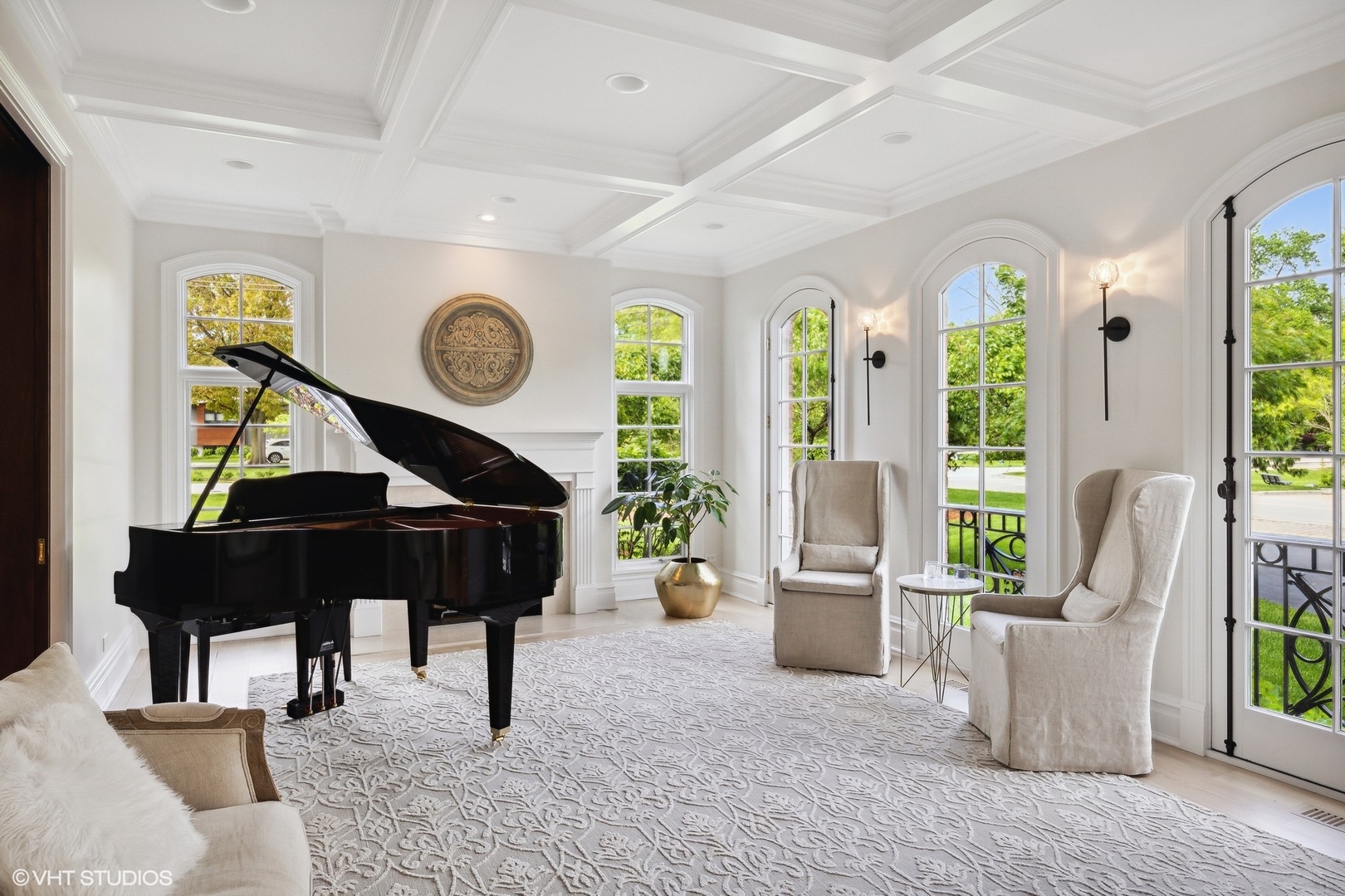 480 Wagner Road Northfield, IL 60093 - Photo 6 of 53 a living room with furniture and a large window