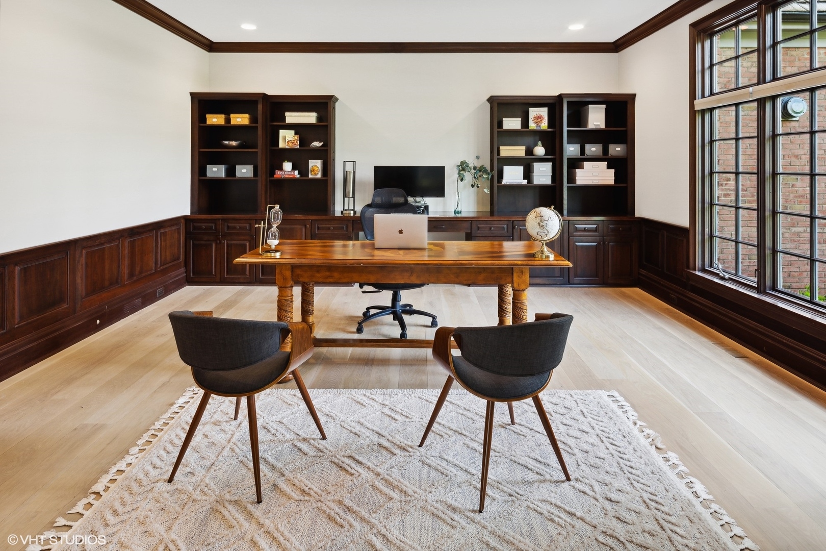 480 Wagner Road Northfield, IL 60093 - Photo 8 of 53 a room with furniture and a wooden floor