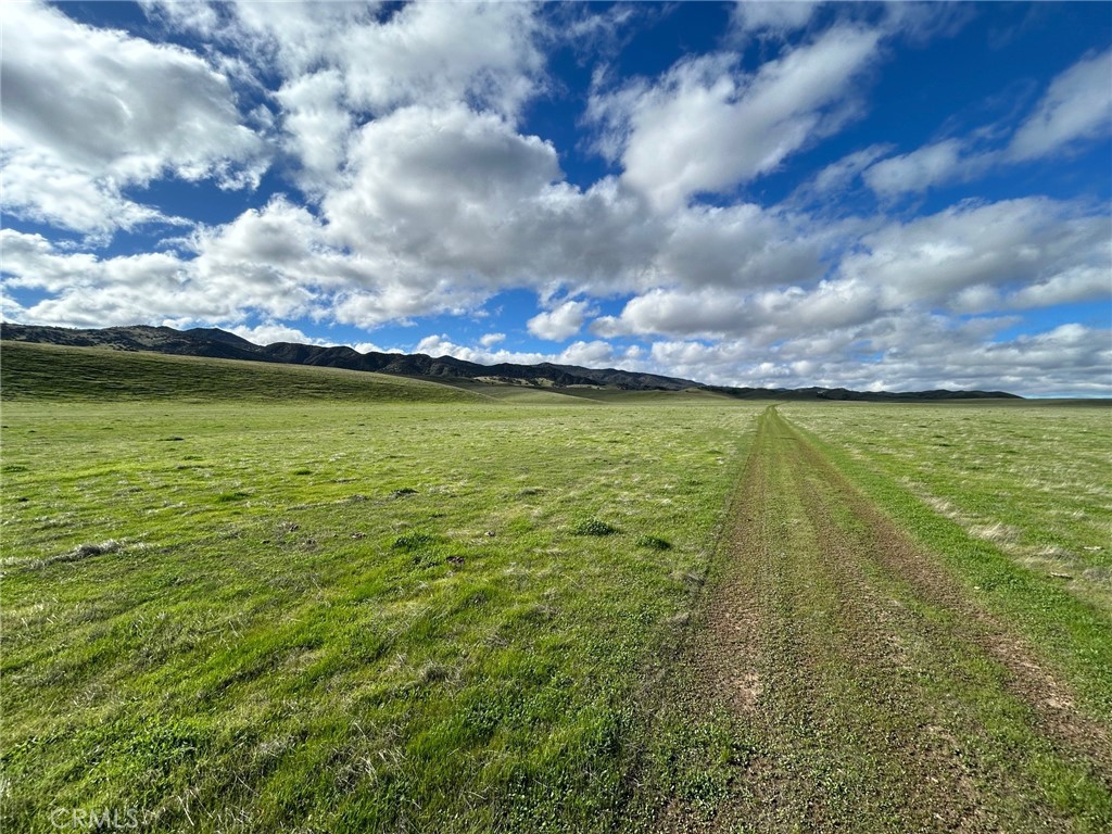 1 Panoche Road Paicines, CA 95043 - Photo 14 of 28