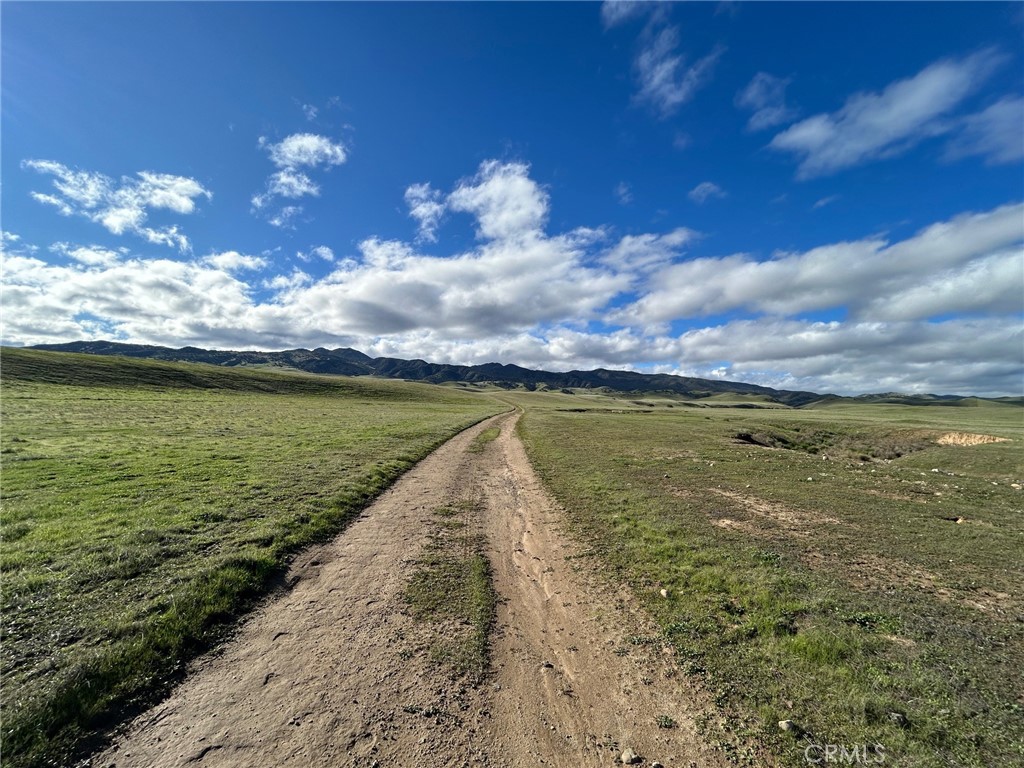 1 Panoche Road Paicines, CA 95043 - Photo 17 of 28
