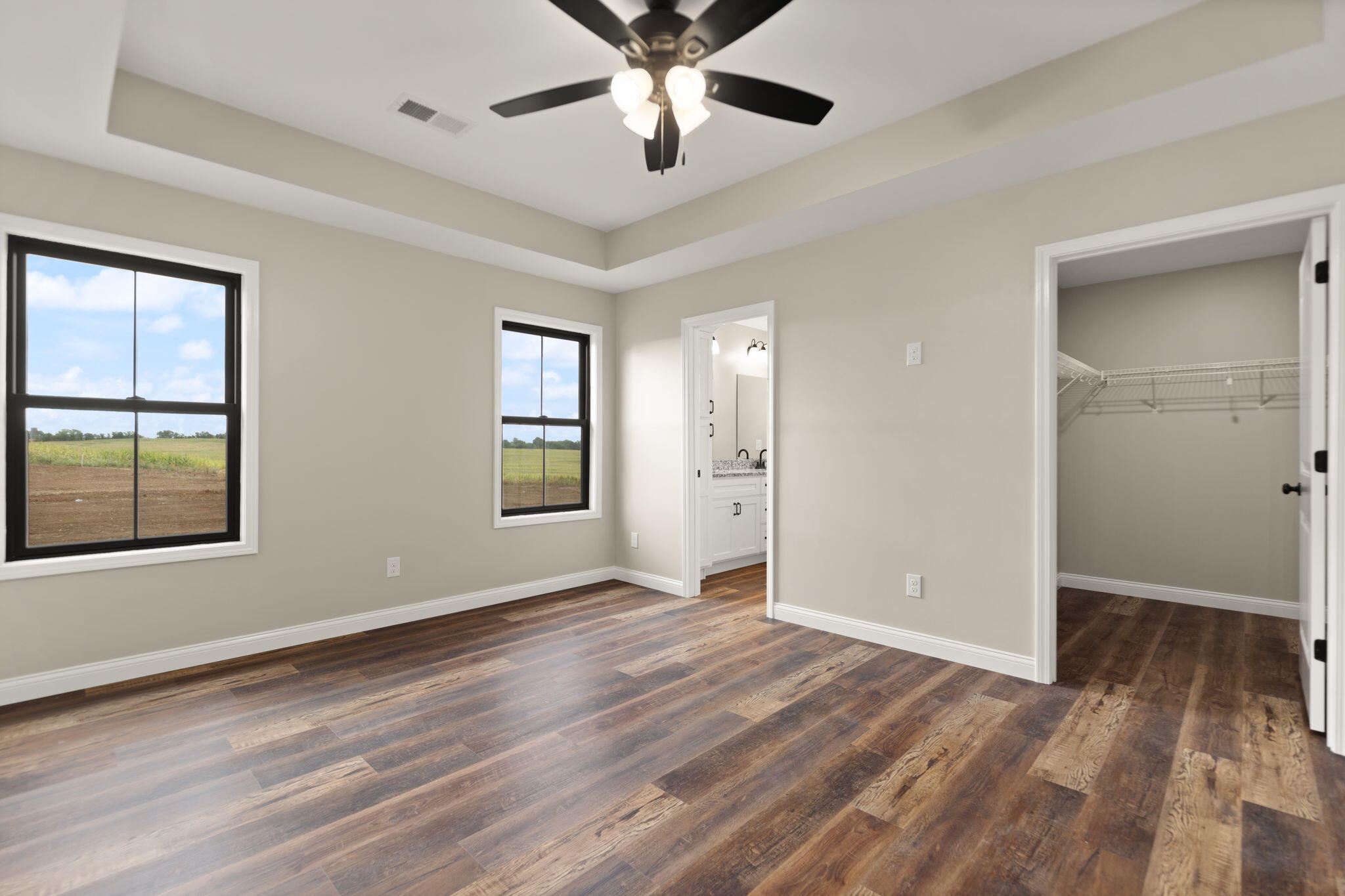 555 Robb Road Harrodsburg, KY 40330 - Photo 12 of 48 primary