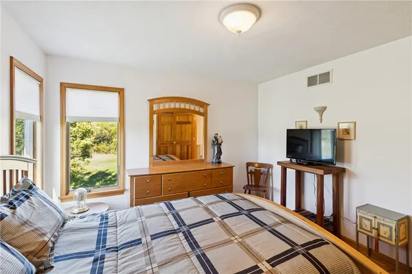 $579,900 | 7095 Tupelo Trail, Lima, NY 14485