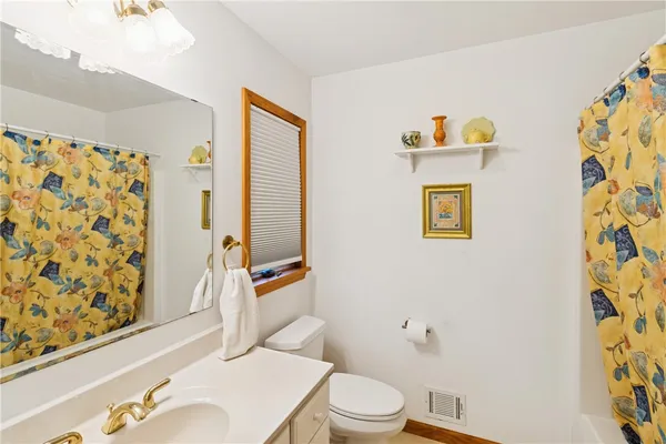 $579,900 | 7095 Tupelo Trail, Lima, NY 14485