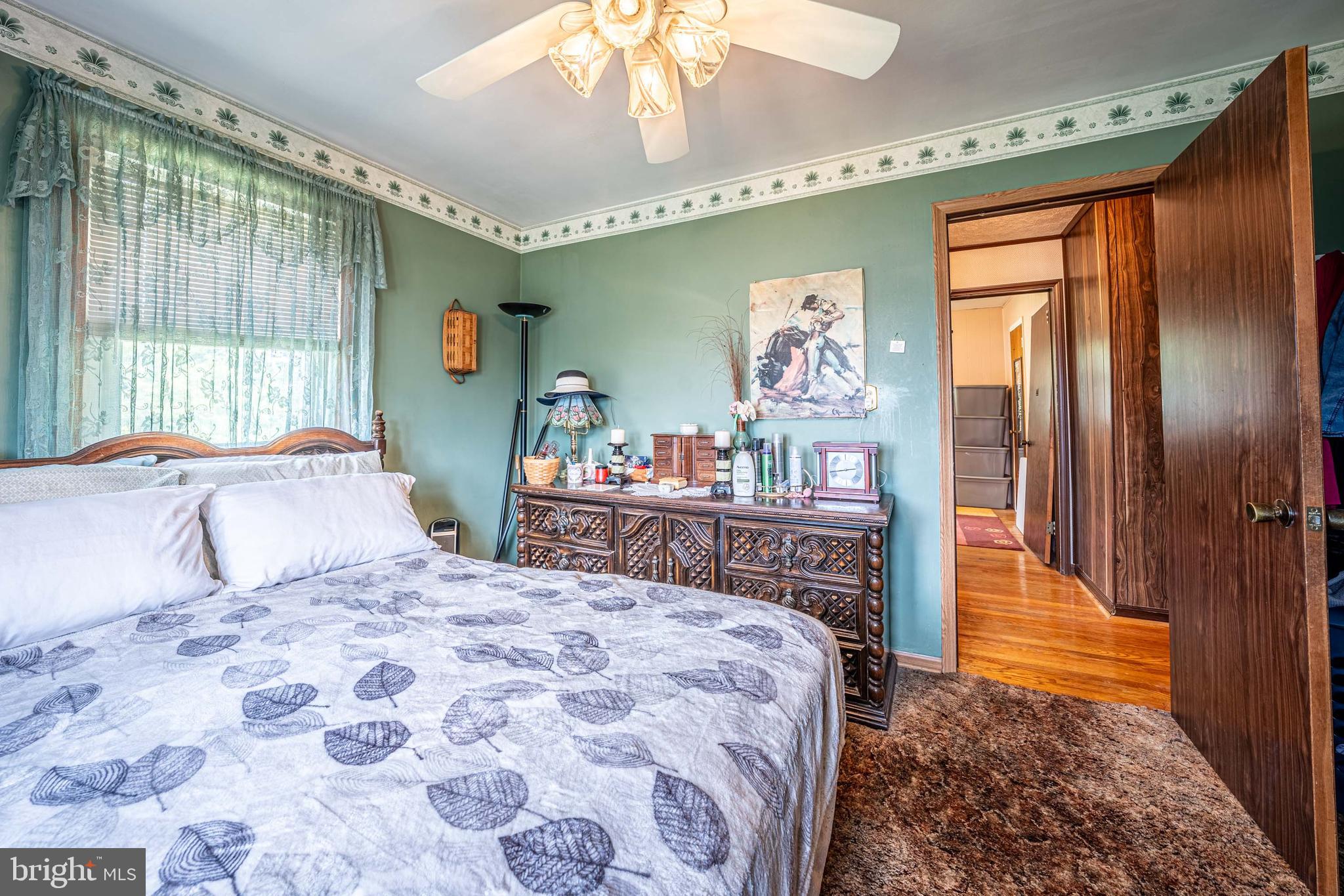 4352 Ruth Road Emmaus, PA 18049 - Photo 6 of 33