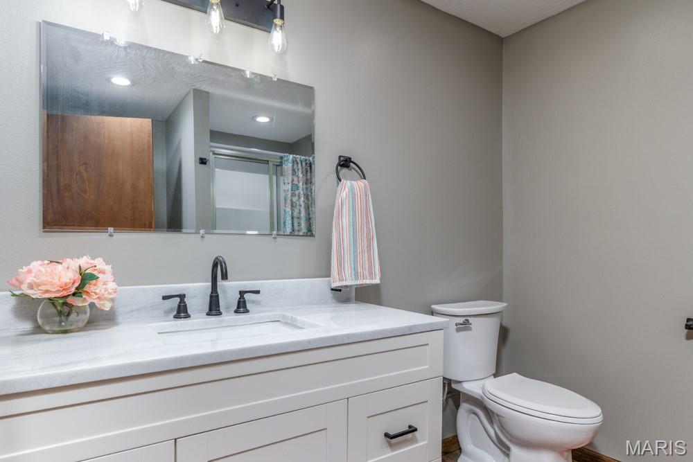 24110 Evanston Road Lebanon, MO 65536 - Photo 15 of 46