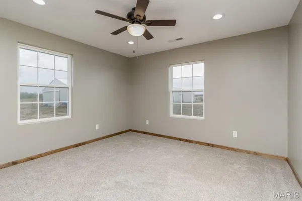 $659,900 | 24110 Evanston Road, Lebanon, MO 65536