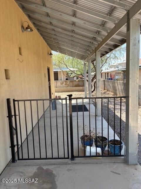 1040 East Halcyon Road Tucson, AZ 85719 - Photo 2 of 16