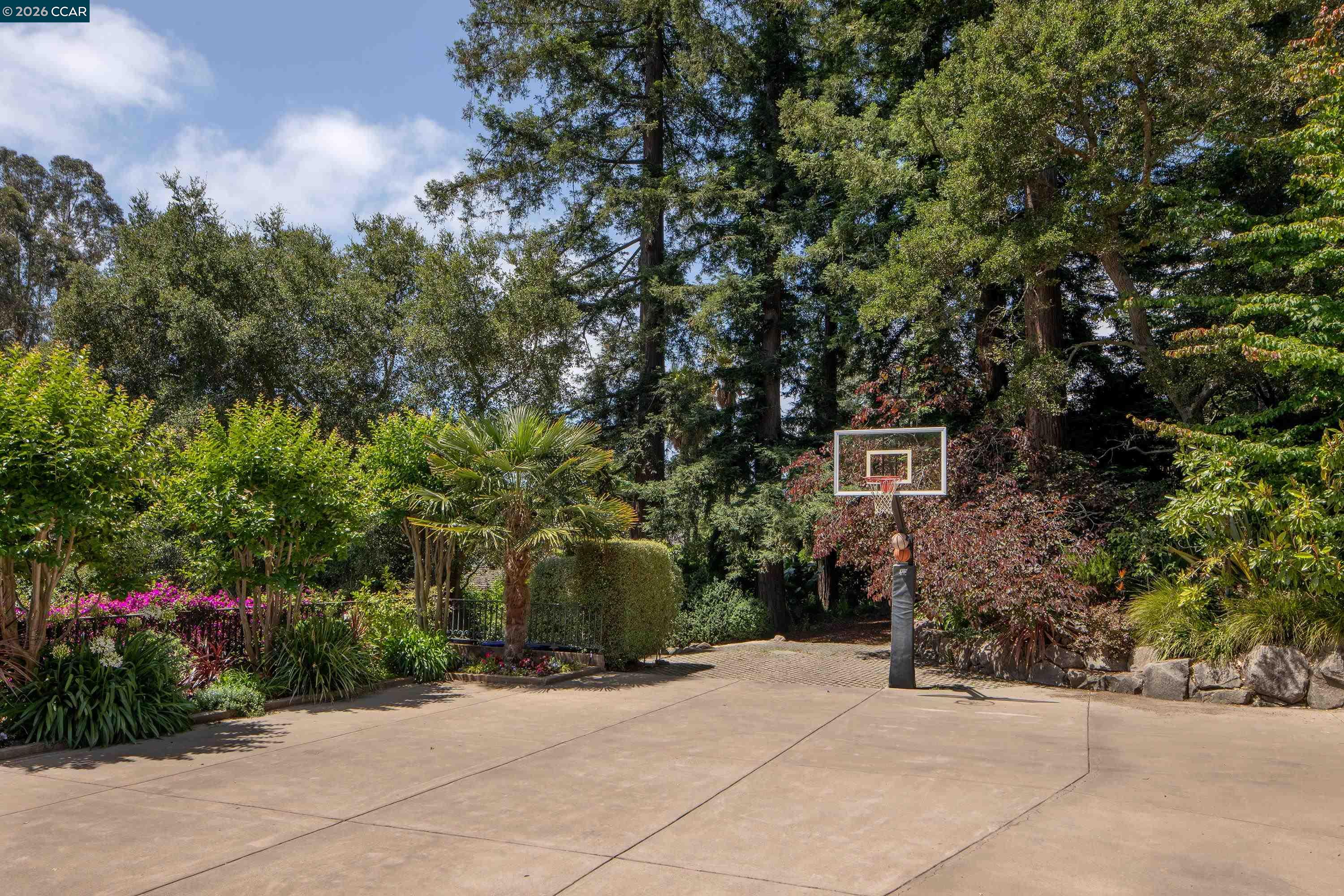 280 Indian Road Piedmont, CA 94610 - Photo 70 of 77