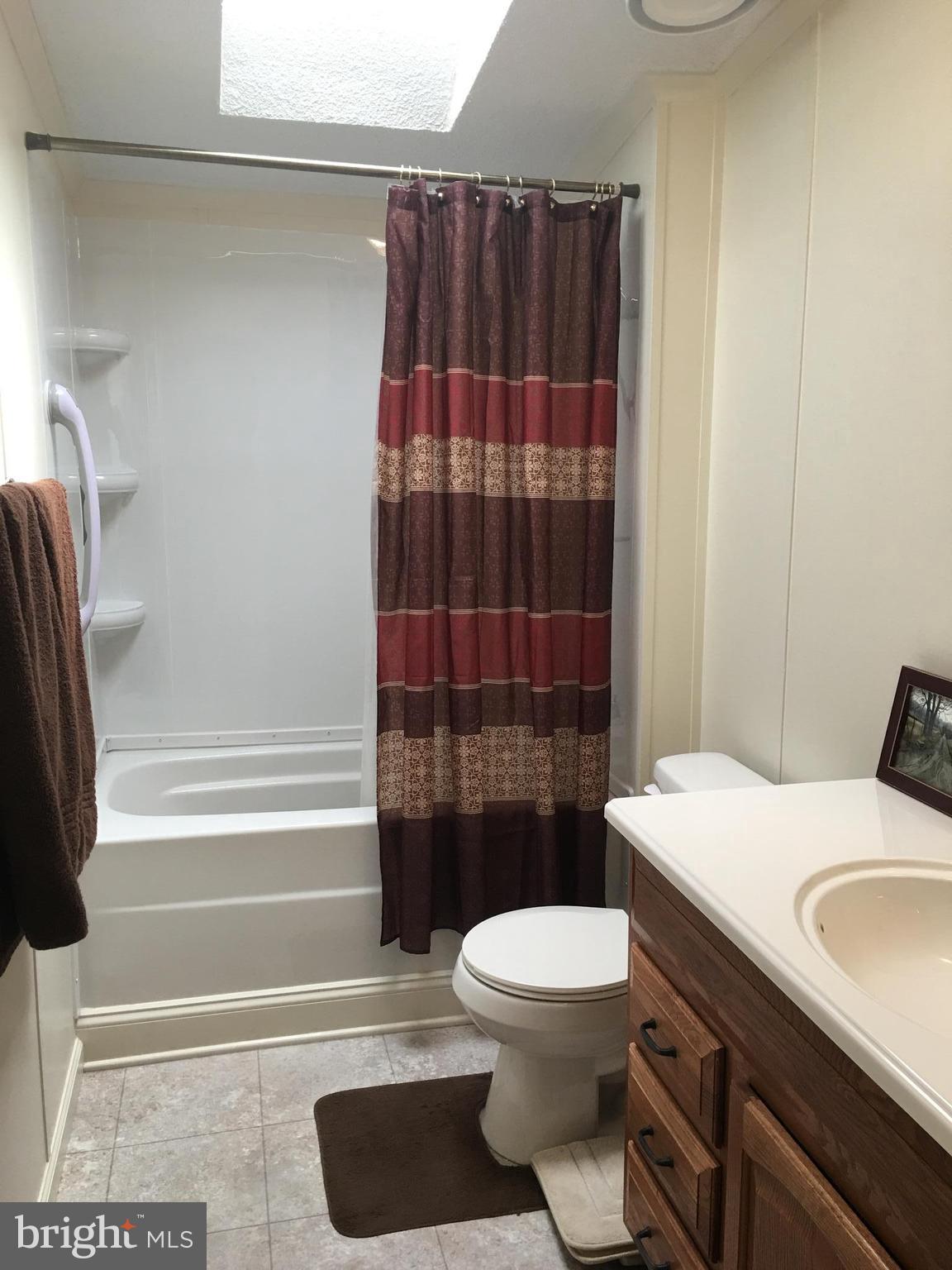 10655 Bailey Springs Road, Unit 43 Waynesboro, PA 17268 - Photo 15 of 24 Bath