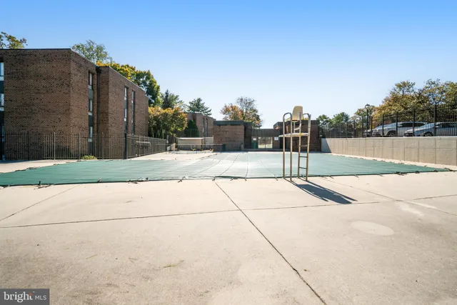 a view of a basketball court
