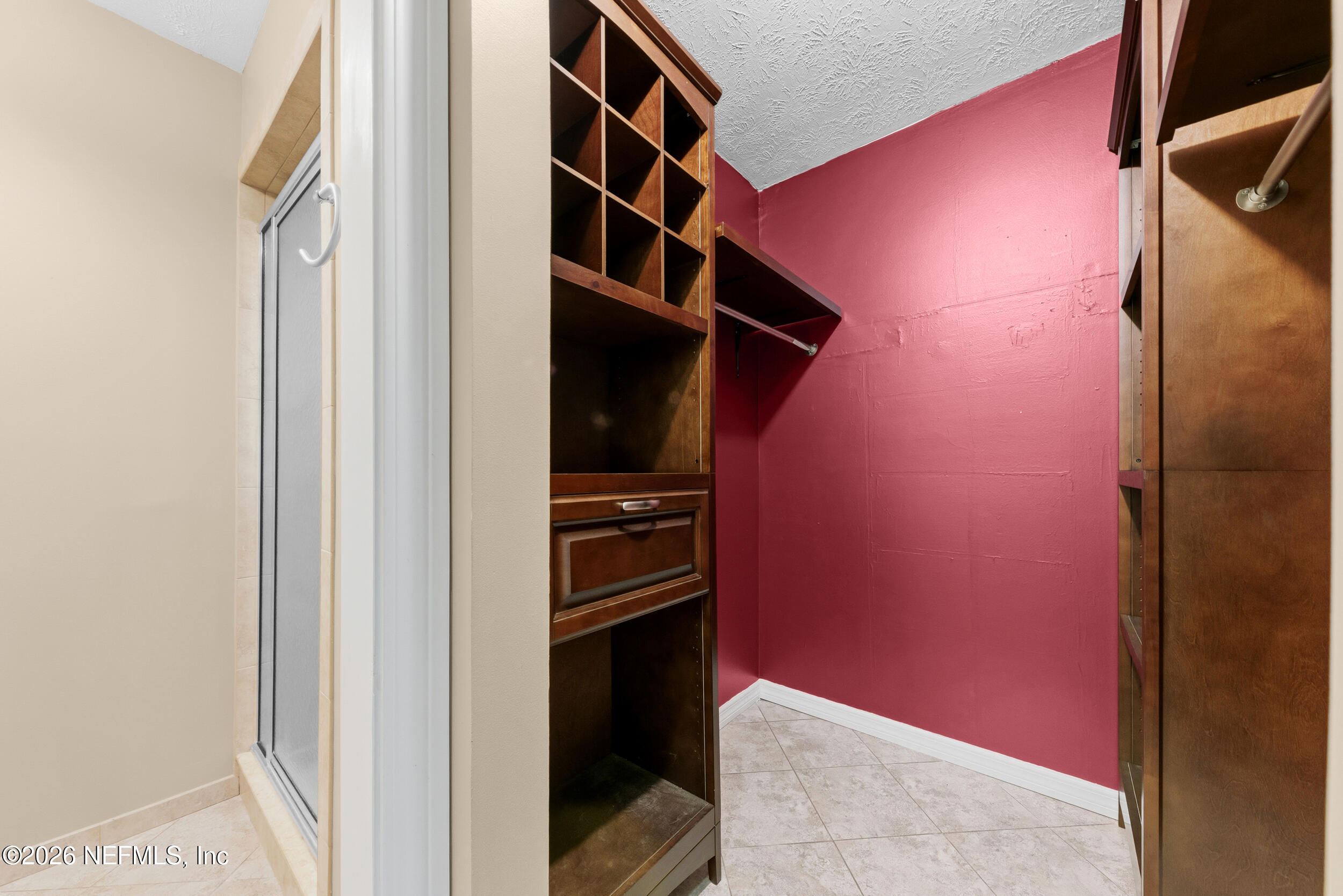 4915 Baymeadows Road, Unit 3C Jacksonville, FL 32217 - Photo 18 of 27 Primary Closet