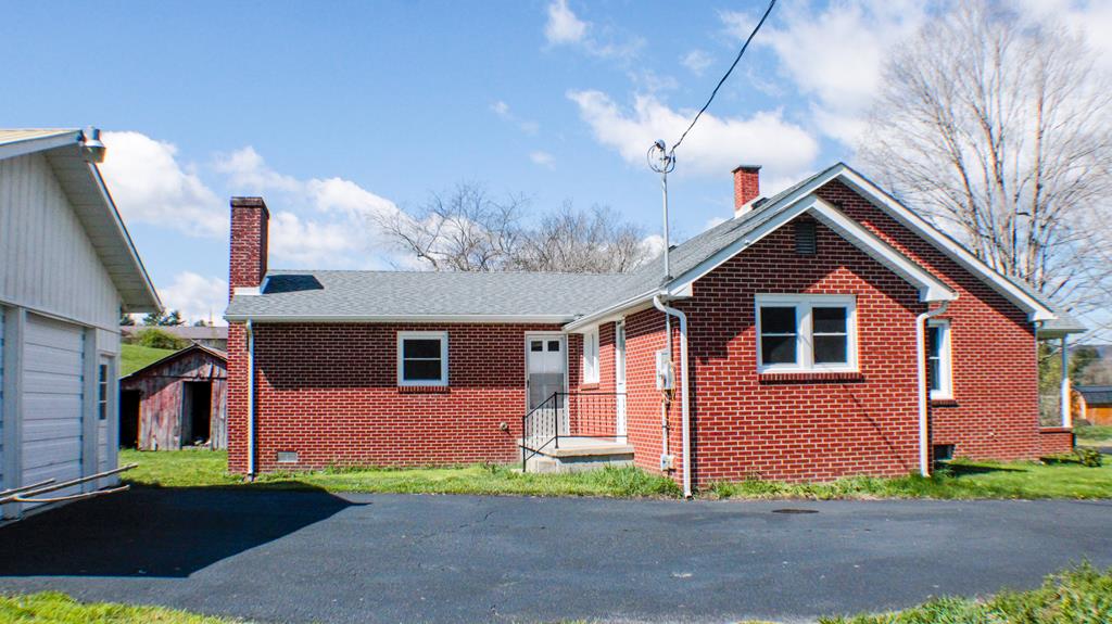 162 Flat Ridge Road Sugar Grove, VA 24375 - Photo 22 of 33 Gallery Image 22