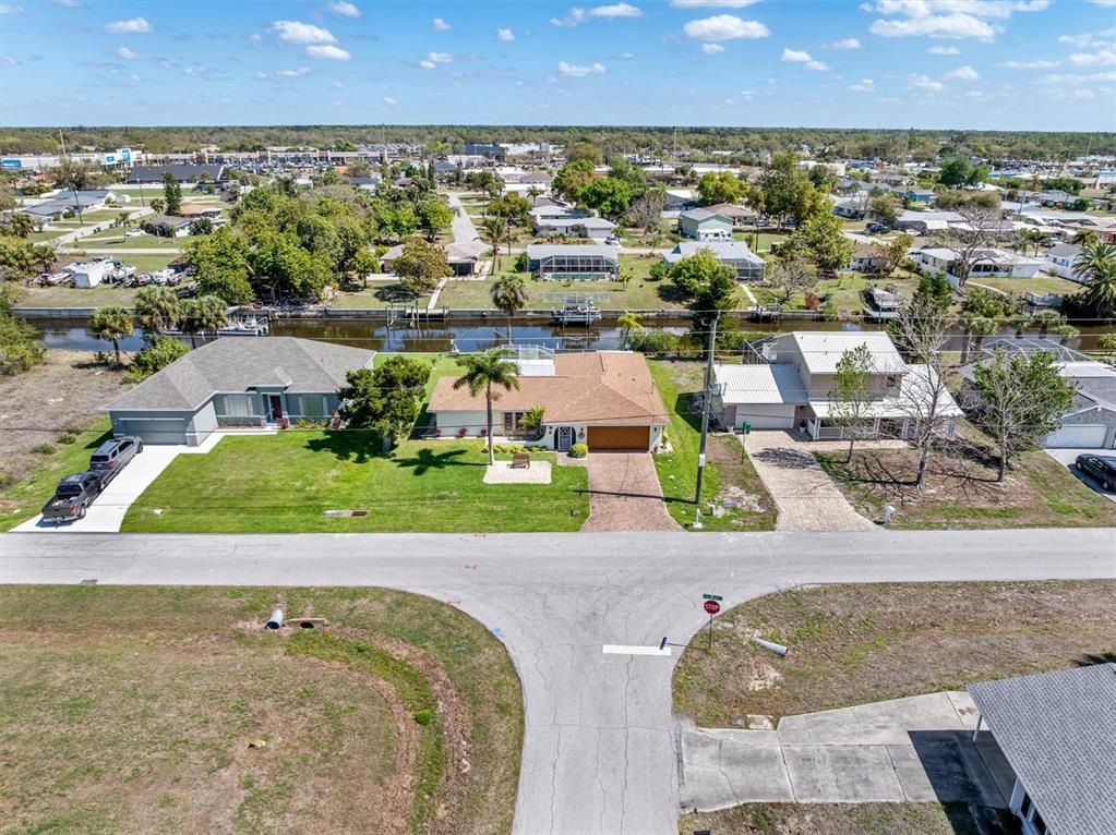 2220 Broad Ranch Drive Port Charlotte, FL 33948 - Photo 4 of 52