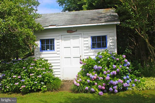 4153 School Road Broomes Island, MD 20615 - Photo 22 of 25 Shed for gardening tools and boating items