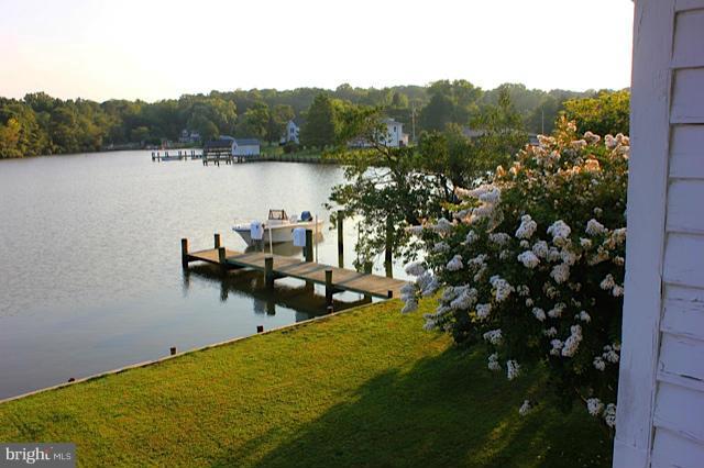 4153 School Road Broomes Island, MD 20615 - Photo 8 of 25 Waters views from all rooms