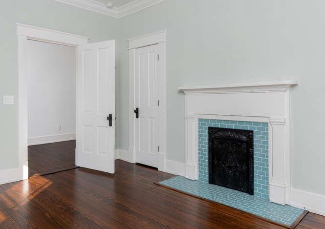 324 North Spring Street Murfreesboro, TN 37130 - Photo 12 of 23 FIREPLACE IN BED 3