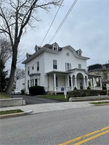 $2,300 | 20 Elm Street, Westerly, RI 02891