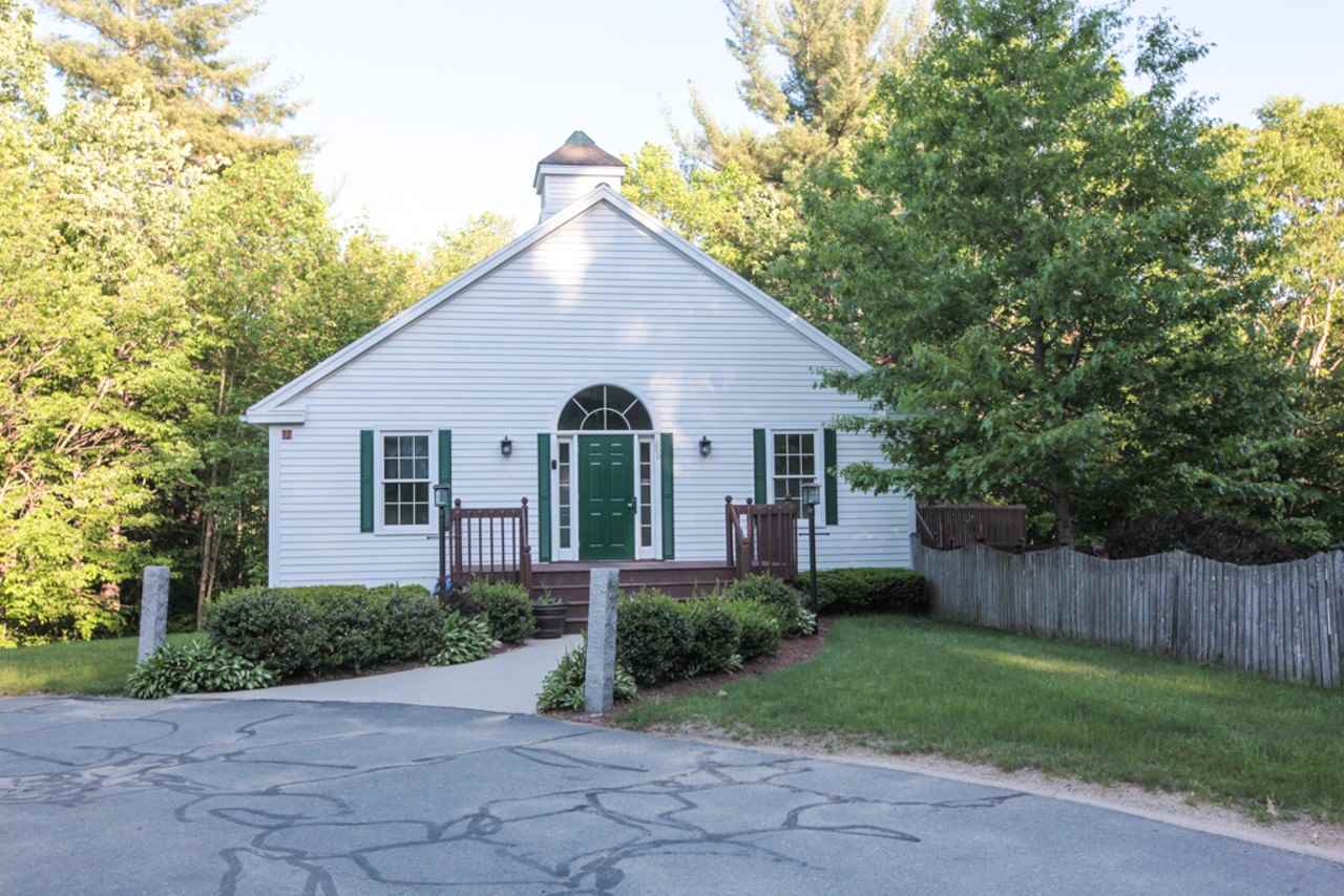37 Villager Road Chester, NH 03036 - Photo 3 of 30