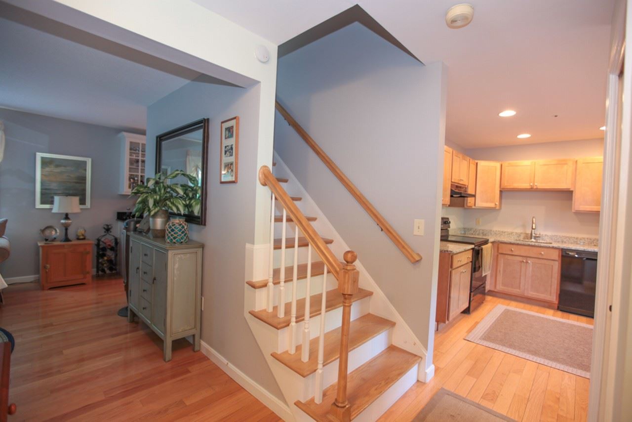 37 Villager Road Chester, NH 03036 - Photo 22 of 30